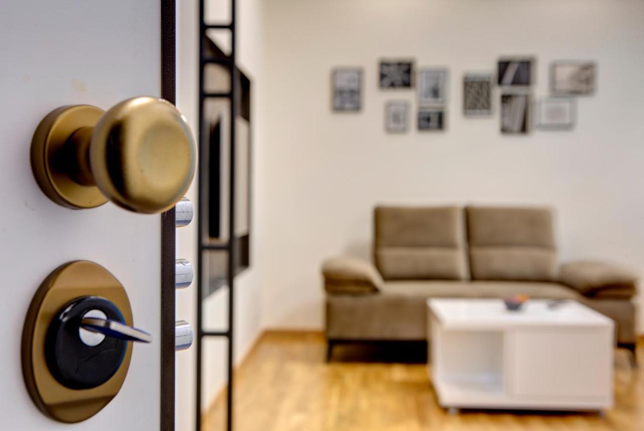 Apartmani Dolina Sunca モスタル エクステリア 写真